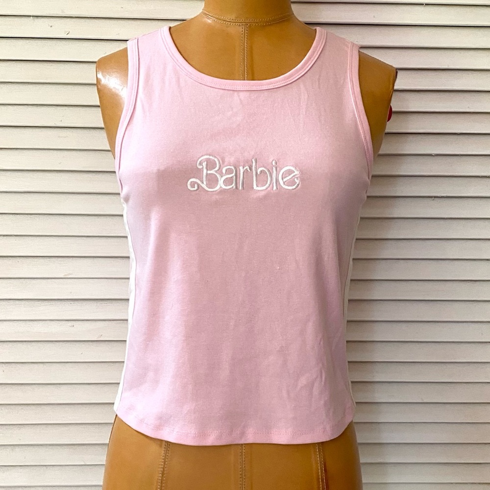 Barbie Tank Top Juniors Medium Soft Pink Sleeveless Mattel Logo Casual NWT NEW